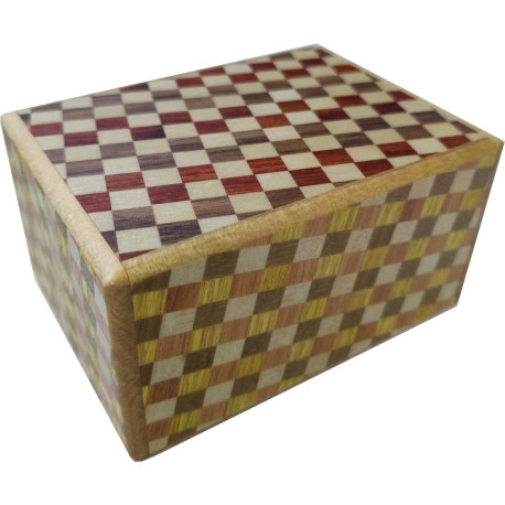 Boite 3 suns / 12 mouvements à damiers